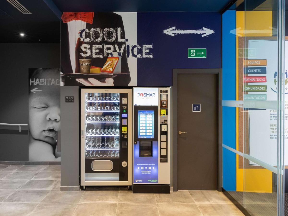 Ibis Budget Madrid Aeropuerto Zewnętrze zdjęcie