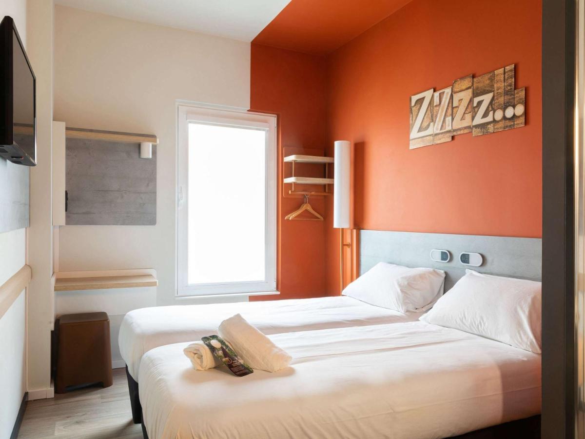 Ibis Budget Madrid Aeropuerto Zewnętrze zdjęcie