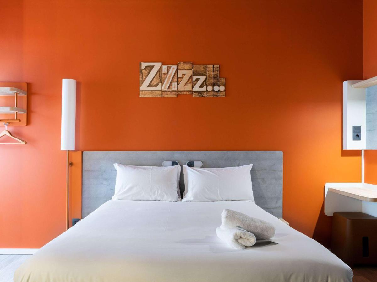 Ibis Budget Madrid Aeropuerto Zewnętrze zdjęcie