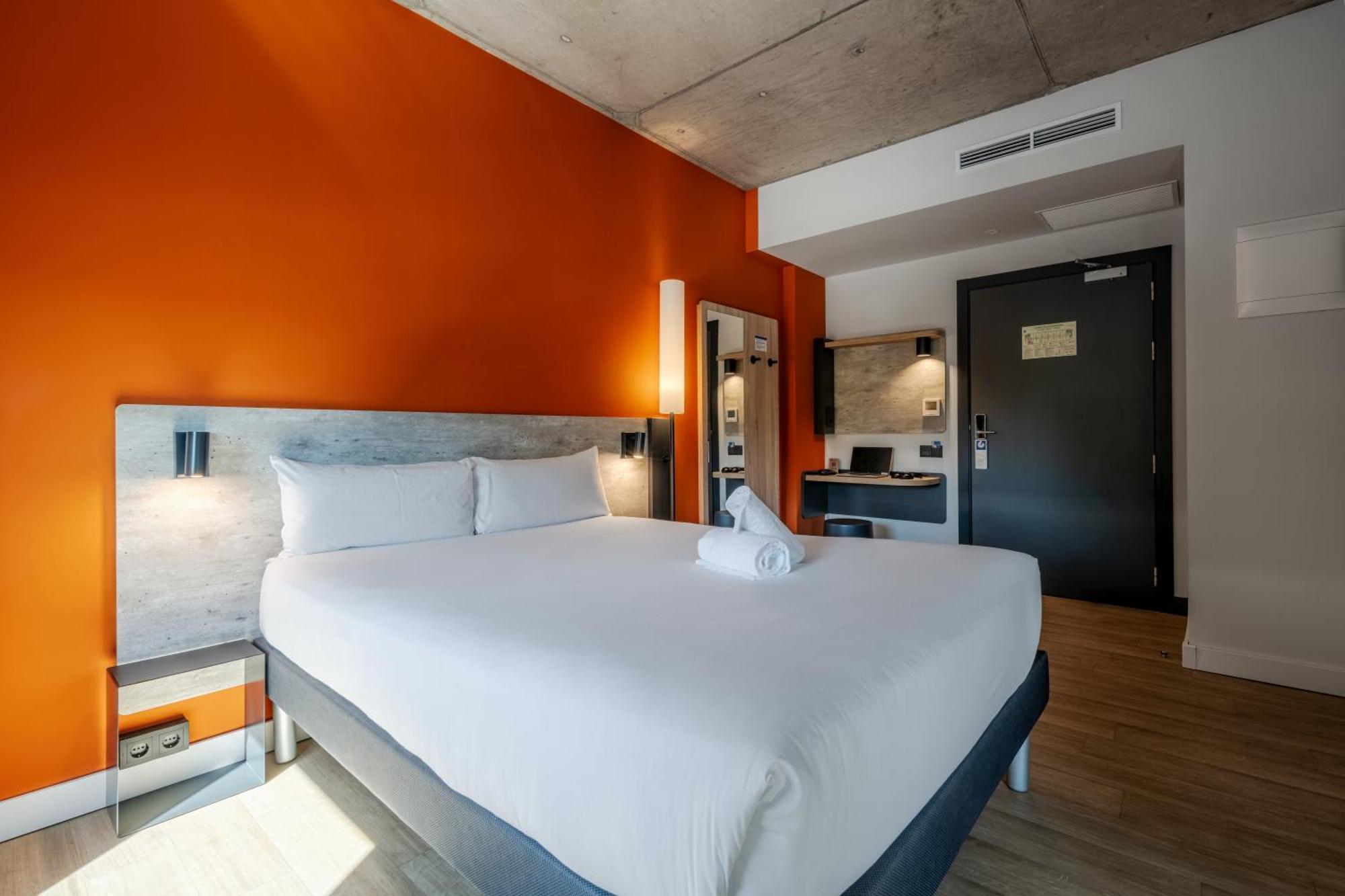 Ibis Budget Madrid Aeropuerto Zewnętrze zdjęcie