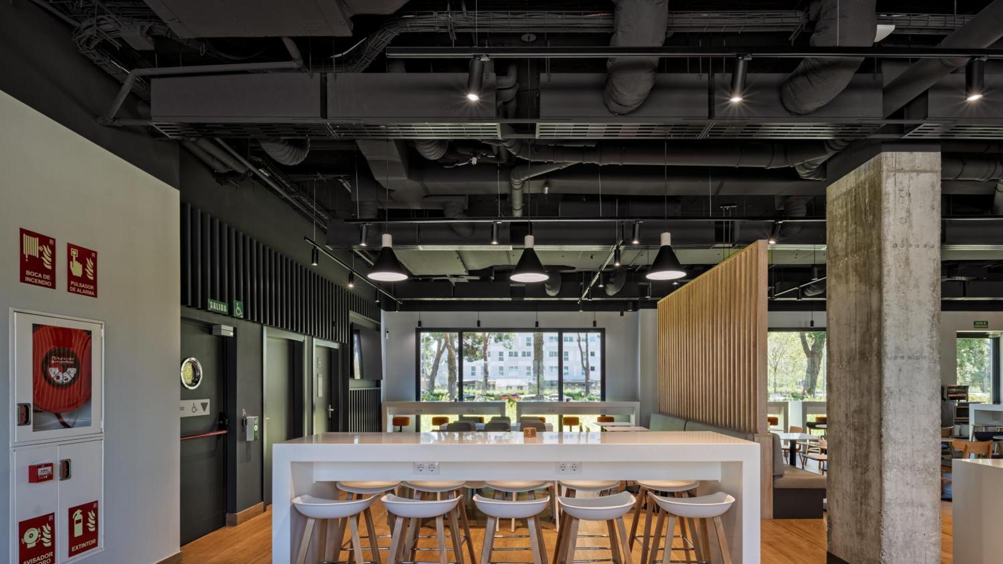 Ibis Budget Madrid Aeropuerto Zewnętrze zdjęcie